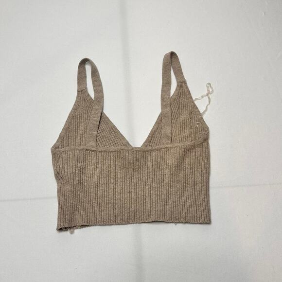 Gilly Hicks Hollister Size Medium Mini Tank - Picture 3 of 5